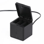 RUIGPRO กล่องชาร์จแบตเตอรี่สามช่อง USB พร้อมสายและไฟแสดงสถานะสำหรับ GoPro HERO9 Black / HERO10 Black