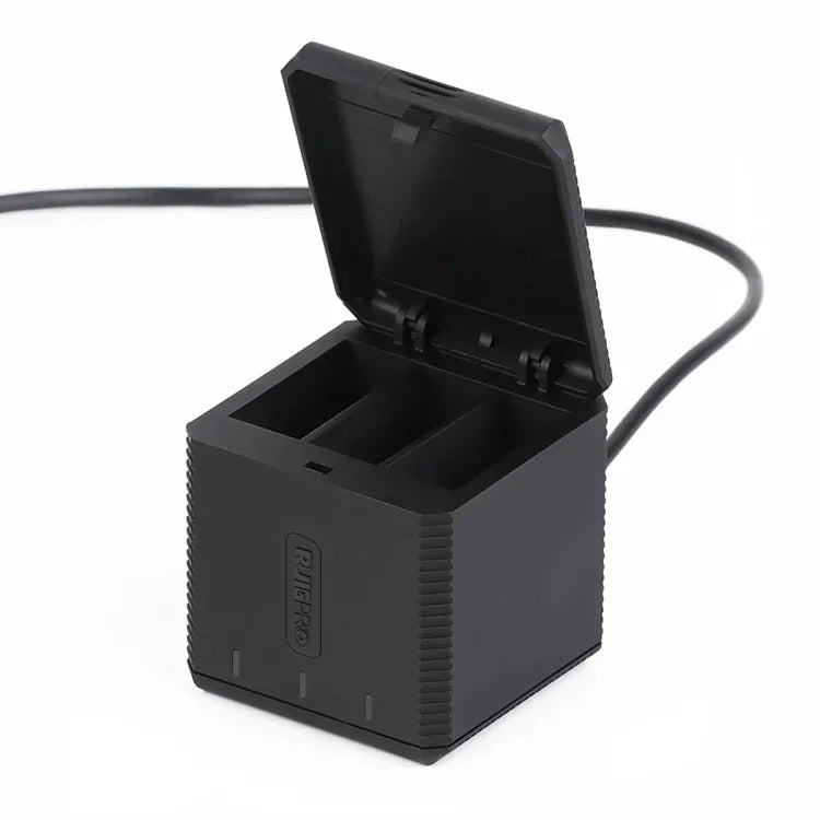 RUIGPRO กล่องชาร์จแบตเตอรี่สามช่อง USB พร้อมสายและไฟแสดงสถานะสำหรับ GoPro HERO9 Black / HERO10 Black
