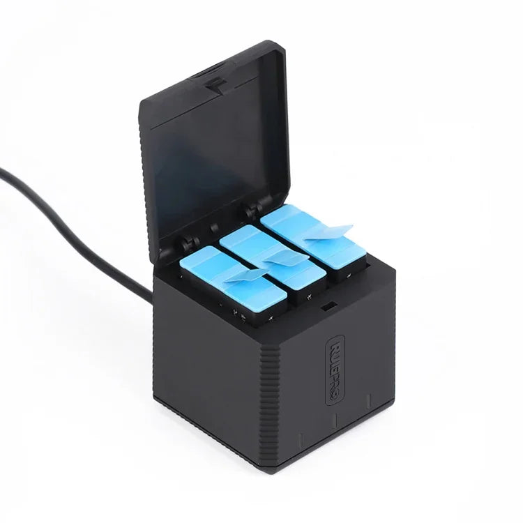 RUIGPRO กล่องชาร์จแบตเตอรี่สามช่อง USB พร้อมสายและไฟแสดงสถานะสำหรับ GoPro HERO9 Black / HERO10 Black
