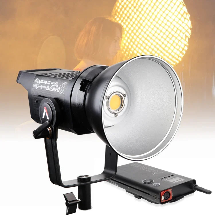 ไฟสตูดิโอ Aputure LS C120D II สีธรรมชาติ CRI 96 Light Storm 5500K COB LED พร้อมรีโมทไร้สาย 2.4GHz และกล่องควบคุม