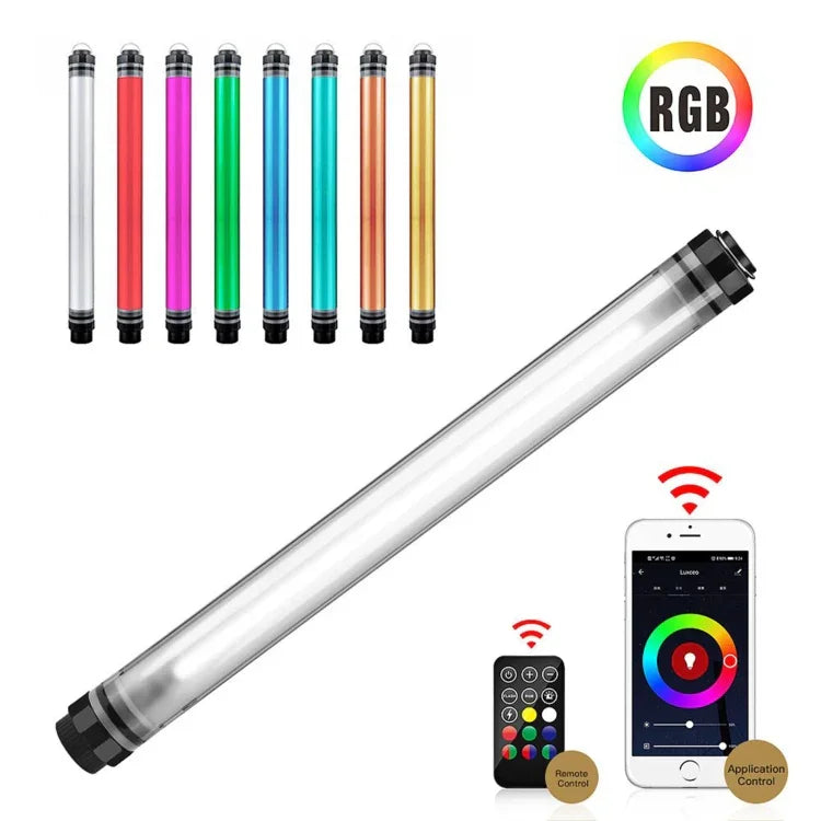 ไฟส่องสว่าง LED แบบแท่งสีสันสดใส LUXCeO P7RGB Pro ควบคุมผ่านแอป ปรับอุณหภูมิสี กันน้ำ ไฟเติมแสงแบบถือพร้อมรีโมท, P7RGB Pro
