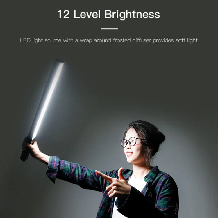 LUXCeO Q508A ไฟ LED แท่งถ่ายภาพ 8 สี กันน้ำ ไฟเติม LED แบบถือพร้อมรีโมทคอนโทรล, Q508A