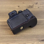 ฐานเคสหนัง PU ครึ่งตัวพร้อมเกลียว 1/4 นิ้ว สำหรับ Canon EOS R7, สำหรับ Canon EOS R7