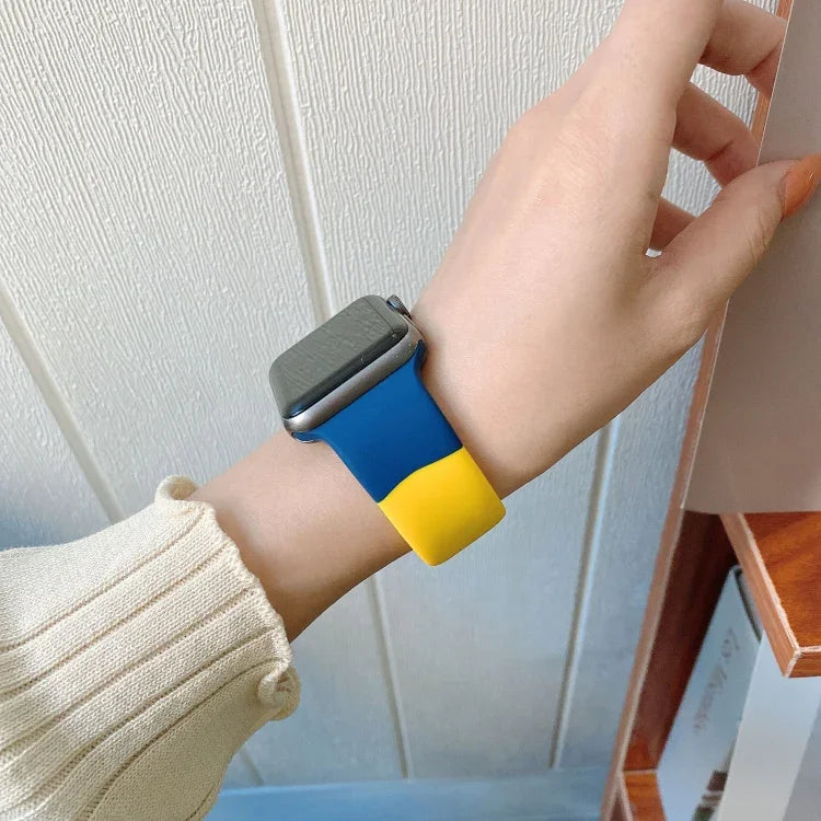 Silicone Color Matching Replacement Watchbands For Apple Watch Series 6 & SE & 5 & 4 40mm / 3 & 2 & 1 38mm, For Apple Watch 40mm/38mm(Black+Red+White), For Apple Watch 40mm/38mm(Red+White+Black), For Apple Watch 40mm/38mm(Light Blue+Dark Blue+Yellow)  ...