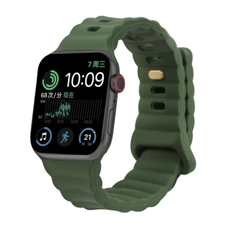 สายรัดนาฬิกาซิลิโคนหัวเข็มขัดกลับด้าน สำหรับ Apple Watch Ultra 49 มม. / Series 8&7 45 มม. / SE 2&6&SE&5&4 44 มม. / 3&2&1 42 มม. สำหรับ Apple Watch Series 8&7 41 มม. / SE 2&6&SE&5&4 40 มม. / 3&2&1 38 มม.
