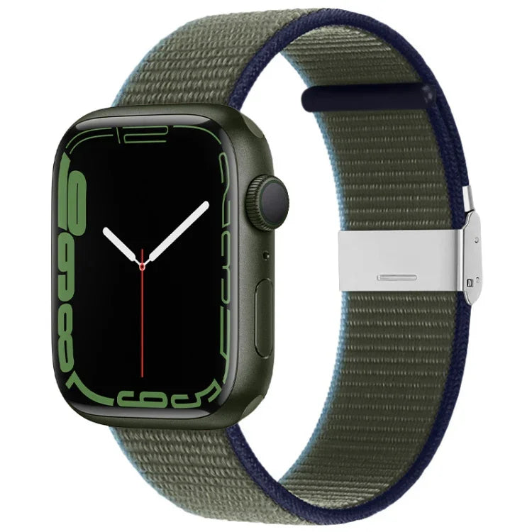 สายรัดไนลอนหัวเข็มขัดโลหะ สำหรับ Apple Watch Series 8&7 41 มม. / SE 2&6&SE&5&4 40 มม. / 3&2&1 38 มม. สำหรับ Apple Watch Ultra 49 มม. / Series 8&7 45 มม. / SE 2&6&SE&5&4 44 มม. / 3&2&1 42 มม.