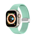 สายรัดนาฬิกาซิลิโคนหัวเข็มขัดพับได้ สำหรับ Apple Watch Ultra 49 มม. สำหรับ Apple Watch Series 8&7 45 มม. / SE 2&6&SE&5&4 44 มม. / 3&2&1 42 มม.