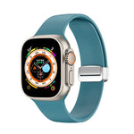 สายรัดนาฬิกาซิลิโคนหัวเข็มขัดพับได้ สำหรับ Apple Watch Ultra 49 มม. สำหรับ Apple Watch Series 8&7 45 มม. / SE 2&6&SE&5&4 44 มม. / 3&2&1 42 มม.