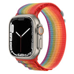 สายรัดนาฬิกาไนลอนหัวเข็มขัดเงิน สำหรับ Apple Watch Ultra 49 มม. / Series 8&7 45 มม. / SE 2&6&SE&5&4 44 มม., สำหรับ Apple Watch Series 8&7 41 มม. / SE 2&6&SE&5&4 40 มม. / 3&2&1 38 มม.