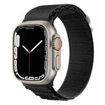สายรัดนาฬิกาไนลอนหัวเข็มขัดเงิน สำหรับ Apple Watch Ultra 49 มม. / Series 8&7 45 มม. / SE 2&6&SE&5&4 44 มม., สำหรับ Apple Watch Series 8&7 41 มม. / SE 2&6&SE&5&4 40 มม. / 3&2&1 38 มม.
