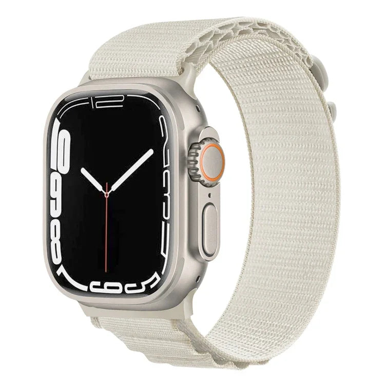 สายรัดนาฬิกาไนลอนหัวเข็มขัดเงิน สำหรับ Apple Watch Ultra 49 มม. / Series 8&7 45 มม. / SE 2&6&SE&5&4 44 มม., สำหรับ Apple Watch Series 8&7 41 มม. / SE 2&6&SE&5&4 40 มม. / 3&2&1 38 มม.