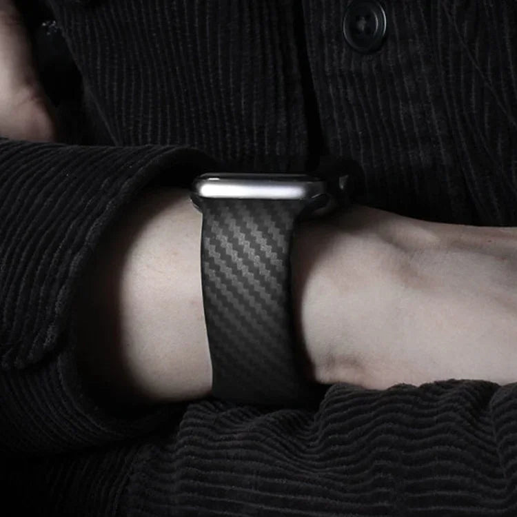 สายรัดนาฬิกาซิลิโคนคาร์บอนไฟเบอร์ สำหรับ Apple Watch Ultra 49mm / ซีรีส์ 8&7 45mm / SE 2&6&SE&5&4 44mm / 3&2&1 42mm, สำหรับ Apple Watch ซีรีส์ 8&7 41mm / SE&SE&5&4 40mm / 3&2&1 38mm