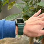 สายรัดนาฬิกาซิลิโคนแบบกรอบบูรณาการ สำหรับ Apple Watch Series 8&7 ขนาด 41 มม. / SE 2&6&SE&5&4 ขนาด 40 มม., สำหรับ Apple Watch Ultra ขนาด 49 มม., สำหรับ Apple Watch Series 8&7 ขนาด 45 มม. / SE 2&6&SE&5&4 ขนาด 44 มม.