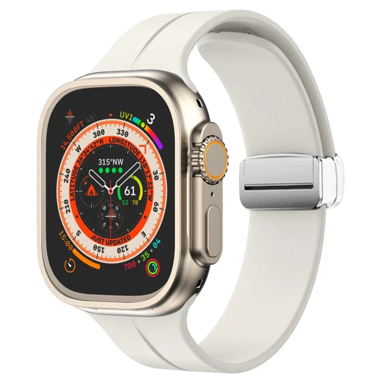 สายรัดนาฬิกาซิลิโคนพร้อมหัวเข็มขัดพับแม่เหล็ก สำหรับ Apple Watch Series 8&7 ขนาด 45 มม. และ 41 มม.