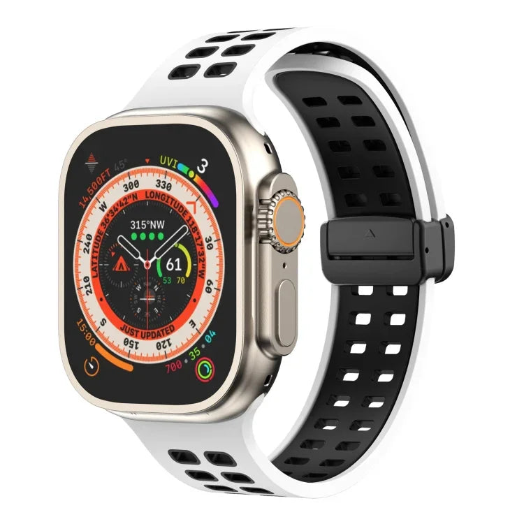 สายรัดนาฬิกาซิลิโคนพร้อมหัวเข็มขัดพับแม่เหล็กและรูสี่เหลี่ยม สำหรับ Apple Watch Series 8&7 ขนาด 45 มม. และ 41 มม.