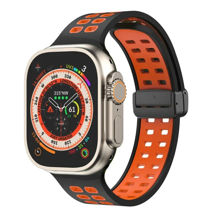 สายรัดนาฬิกาซิลิโคนพร้อมหัวเข็มขัดพับแม่เหล็กและรูสี่เหลี่ยม สำหรับ Apple Watch Series 8&7 ขนาด 45 มม. และ 41 มม.