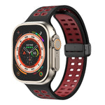 สายรัดนาฬิกาซิลิโคนพร้อมหัวเข็มขัดพับแม่เหล็กและรูสี่เหลี่ยม สำหรับ Apple Watch Series 8&7 ขนาด 45 มม. และ 41 มม.