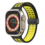 สายรัดนาฬิกาซิลิโคนพร้อมหัวเข็มขัดพับแม่เหล็กและรูสี่เหลี่ยม สำหรับ Apple Watch Series 8&7 ขนาด 45 มม. และ 41 มม.