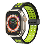สายรัดนาฬิกาซิลิโคนพร้อมหัวเข็มขัดพับแม่เหล็กและรูสี่เหลี่ยม สำหรับ Apple Watch Series 8&7 ขนาด 45 มม. และ 41 มม.