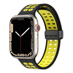 สายรัดนาฬิกาซิลิโคนพร้อมหัวเข็มขัดพับแม่เหล็กและรูสี่เหลี่ยม สำหรับ Apple Watch Series 8&7 ขนาด 45 มม. และ 41 มม.
