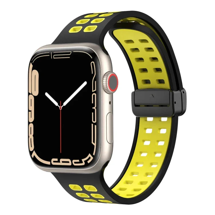 สายรัดนาฬิกาซิลิโคนพร้อมหัวเข็มขัดพับแม่เหล็กและรูสี่เหลี่ยม สำหรับ Apple Watch Series 8&7 ขนาด 45 มม. และ 41 มม.