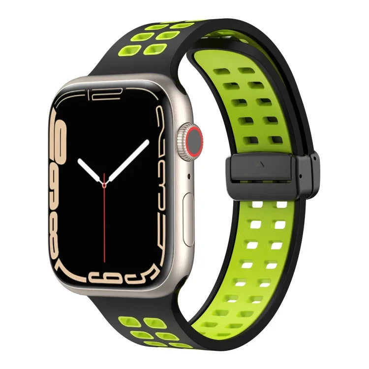 สายรัดนาฬิกาซิลิโคนพร้อมหัวเข็มขัดพับแม่เหล็กและรูสี่เหลี่ยม สำหรับ Apple Watch Series 8&7 ขนาด 45 มม. และ 41 มม.