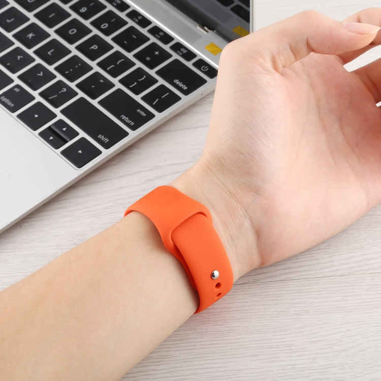 สายรัดนาฬิกาซิลิโคนแบบสั้น (สำหรับผู้หญิง) สำหรับ Apple Watch Series 8&7 ขนาด 41 มม. / SE 2&6&SE&5&4 ขนาด 40 มม. / 3&2&1 ขนาด 38 มม., สำหรับ Apple Watch Ultra ขนาด 49 มม. / Series 8&7 ขนาด 45 มม. / SE 2&6&SE&5&4 ขนาด 44 มม. / 3&2&1 ขนาด 42 มม.