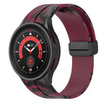 สายรัดนาฬิกาซิลิโคนลายพรางแบบตัวล็อกแม่เหล็ก สำหรับ Samsung Galaxy Watch5 / 5 Pro / Watch 4 / 4 Classic