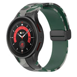 สายรัดนาฬิกาซิลิโคนลายพรางแบบตัวล็อกแม่เหล็ก สำหรับ Samsung Galaxy Watch5 / 5 Pro / Watch 4 / 4 Classic
