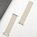 สายรัดนาฬิกาซิลิโคนแม่เหล็กแบบหัวเข็มขัดกลับ สำหรับ Apple Watch SE 2023 40mm, สำหรับ Apple Watch Ultra 2 49mm, สำหรับ Apple Watch Series 9 45mm
