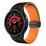 สายรัดนาฬิกาซิลิโคนแบบพับหัวเข็มขัดแม่เหล็กสองสี สำหรับ Samsung Galaxy Watch 6 / 6 Classic
