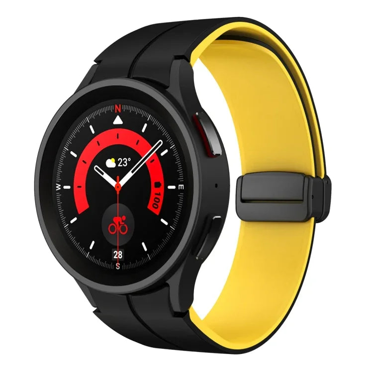 สายรัดนาฬิกาซิลิโคนแบบพับหัวเข็มขัดแม่เหล็กสองสี สำหรับ Samsung Galaxy Watch 6 / 6 Classic
