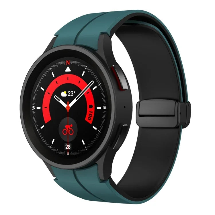 สายรัดนาฬิกาซิลิโคนแบบพับหัวเข็มขัดแม่เหล็กสองสี สำหรับ Samsung Galaxy Watch 6 / 6 Classic
