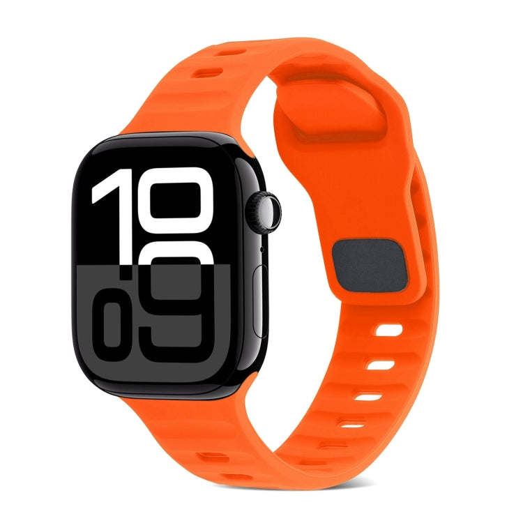 สายรัดนาฬิกาซิลิโคนลายเส้นหัวเข็มขัดสี่เหลี่ยม สำหรับ Apple Watch Series 10 ขนาด 46 มม. สำหรับ Apple Watch Series 10 ขนาด 42 มม.
