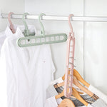 Multifunctional Magic Nine-hole Clothes Hanger, Random Color