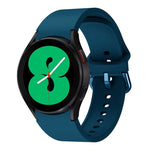 สายซิลิโคนหัวเข็มขัดสีสันสดใสสำหรับกีฬา สำหรับ Samsung Galaxy Watch 6 / 6 Classic