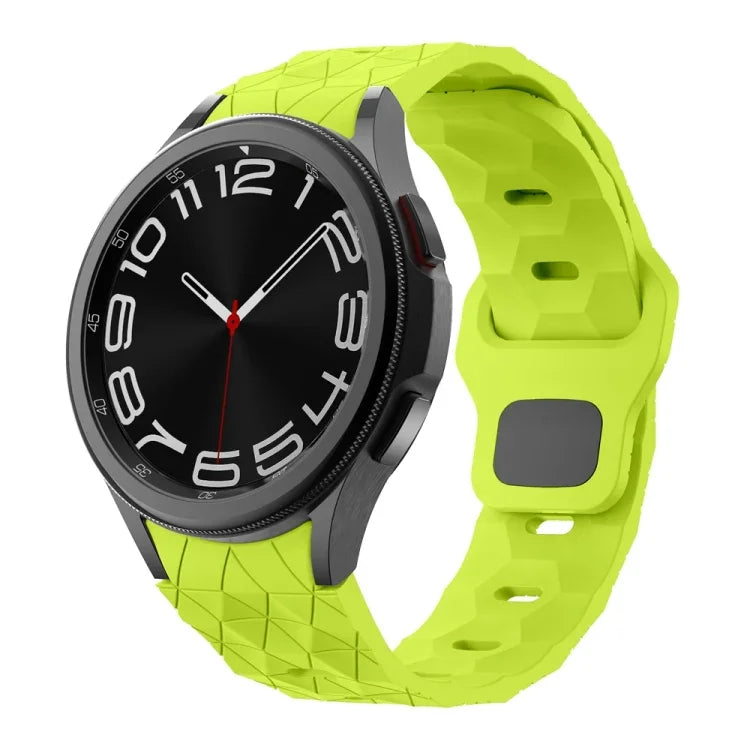 สายซิลิโคนลายฟุตบอลพร้อมหัวเข็มขัดกลับด้าน สำหรับ Samsung Galaxy Watch 6 / 6 Classic