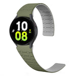 สายรัดนาฬิกาซิลิโคนแม่เหล็กสองสีแบบห่วง สำหรับ Samsung Galaxy Watch 6 / 5 / 4