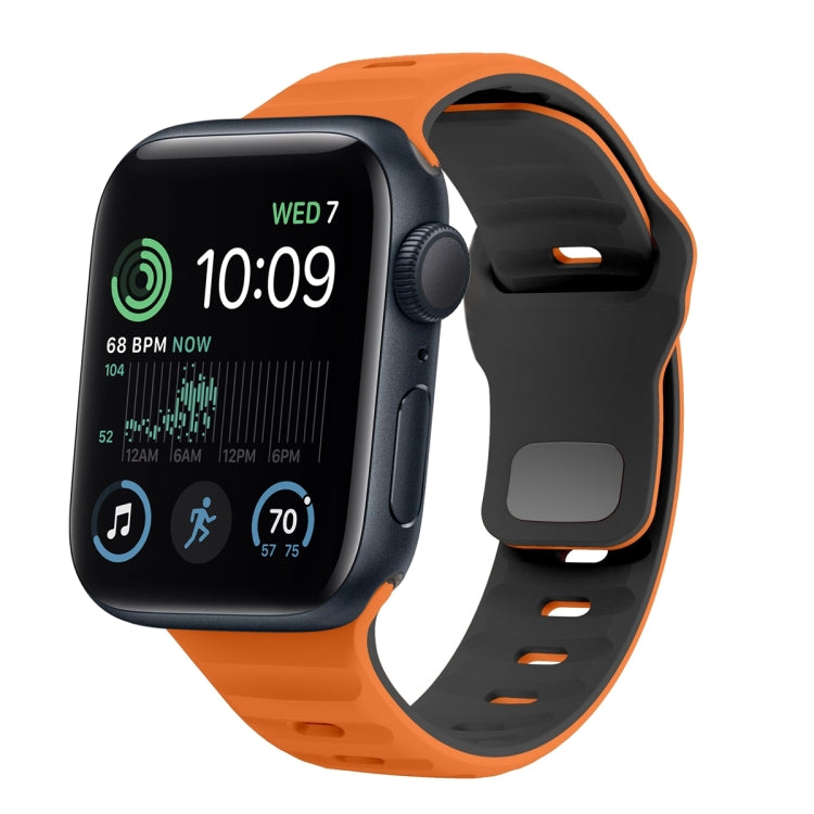 สายรัดนาฬิกาซิลิโคนแบบหัวเข็มขัดกลับลายคลื่น สำหรับ Apple Watch Series 8 ขนาด 41 มม., สำหรับ Apple Watch Series 8 ขนาด 45 มม., สำหรับ Apple Watch SE 2022 ขนาด 40 มม., สำหรับ Apple Watch SE 2022 ขนาด 44 มม.