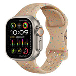 สายรัดนาฬิกาซิลิโคนลายพรางแบบรู พร้อมหัวเข็มขัดผีเสื้อ สำหรับ Apple Watch Ultra 2 ขนาด 49 มม., สำหรับ Apple Watch Series 9 ขนาด 45 มม., สำหรับ Apple Watch Series 9 ขนาด 41 มม., สำหรับ Apple Watch Ultra ขนาด 49 มม.