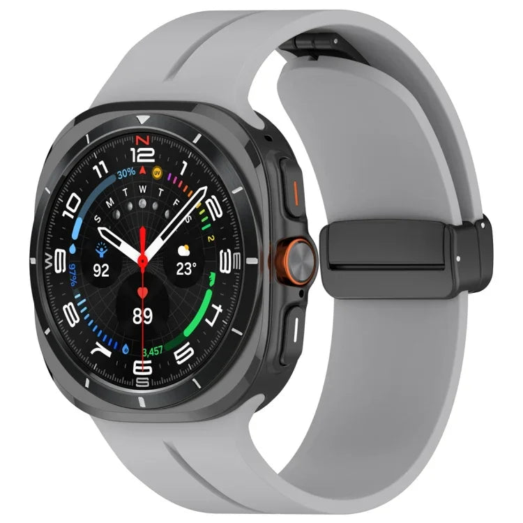 สายรัดนาฬิกาซิลิโคนหัวเข็มขัดพับแม่เหล็ก สำหรับ Samsung Galaxy Watch Ultra 47mm / Ultra 2025