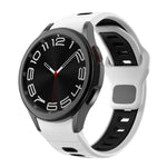 สายซิลิโคนลายเส้นสองสีพร้อมหัวเข็มขัดกลับด้าน สำหรับ Samsung Galaxy Watch 7 / 6