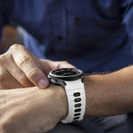 สายซิลิโคนลายเส้นสองสีพร้อมหัวเข็มขัดกลับด้าน สำหรับ Samsung Galaxy Watch 7 / 6