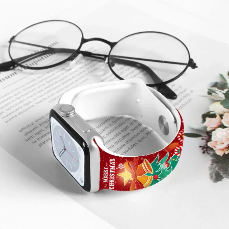 สายรัดนาฬิกาซิลิโคนหัวเข็มขัดกลับลายคริสต์มาส สำหรับ Apple Watch 46 มม. / 49 มม. / 45 มม. / 44 มม. และ Apple Watch 42 มม. / 41 มม. / 40 มม. / 38 มม.