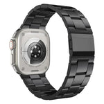 สายรัดนาฬิกาสแตนเลสสตีลสามข้อแบบหัวเข็มขัดนอร์แมน สำหรับ Apple Watch 46mm / 49mm / 45mm / 44mm