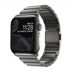 สายรัดนาฬิกาสแตนเลสสตีลแบบหัวเข็มขัดนอร์แมนและลูกปัดเดียว สำหรับ Apple Watch 46mm / 49mm / 45mm / 44mm
