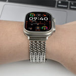 สายรัดนาฬิกาสแตนเลสสตีลแม่เหล็กตาข่าย สำหรับ Apple Watch ขนาด 46 มม. / 49 มม. / 45 มม. / 44 มม. สำหรับ Apple Watch ขนาด 42 มม. / 41 มม. / 40 มม. / 38 มม.