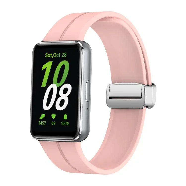 สายรัดนาฬิกาซิลิโคนหัวเข็มขัดเงินแม่เหล็กพับได้ สำหรับ Samsung Galaxy Fit 3