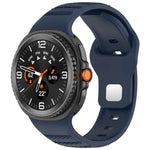 สายรัดนาฬิกาซิลิโคน xDfind แบบหัวเข็มขัดหมุดเงินลายจุดกลม สำหรับ Samsung Galaxy Watch Ultra/Ultra 2025, สำหรับ Samsung Galaxy Watch8 / 8 Classic