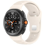สายรัดนาฬิกาซิลิโคน xDfind แบบหัวเข็มขัดหมุดเงินลายจุดกลม สำหรับ Samsung Galaxy Watch Ultra/Ultra 2025, สำหรับ Samsung Galaxy Watch8 / 8 Classic